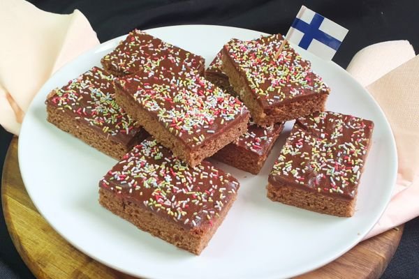 Finnish Coffee Brownies (Mokkapalat) - Feels like Finland