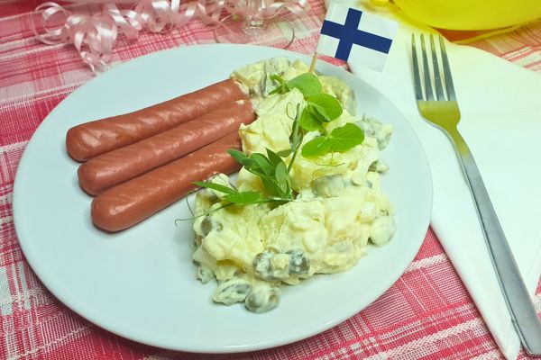 Finnish potato salad and wieners (Perunasalaatti ja nakit) recipe - Feels like Finland