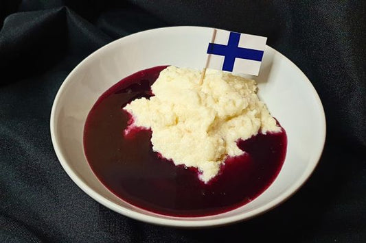 Finnish Semolina Porridge and Blueberry Soup (Mannapuuro ja Mustikkakeitto) recipe - Feels like Finland