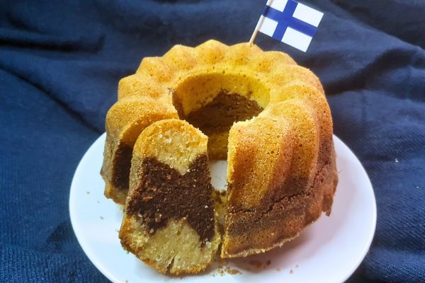 Finnish Tiger Cake (Tiikerikakku) - Feels like Finland