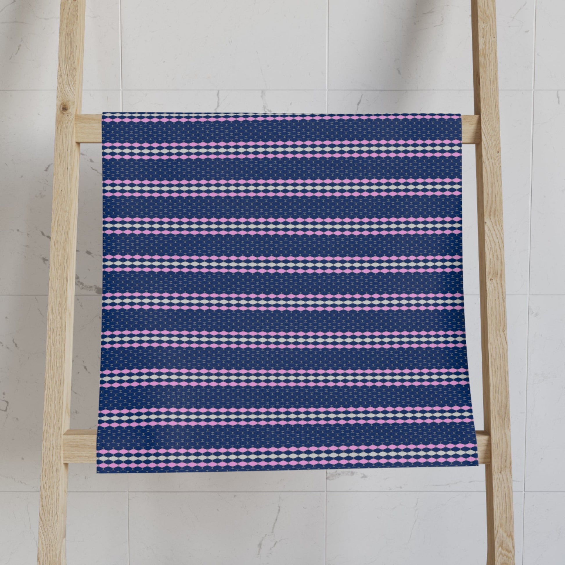Matto Mustikka Hand Towel - Feels like Finland